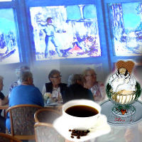 Glasblser Caf, bei Kaffee und Kuchen oder strken Sie sich mit einer echten Thringer Rostbratwurst, erfahren Sie dabei mehr ber die Glasgeschichte von Neuhaus am Rennweg